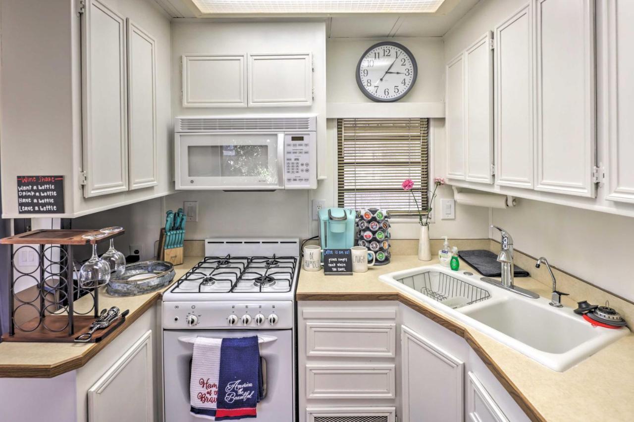 Cozy Lake Havasu City Home With Dock And Beach Access! Esterno foto