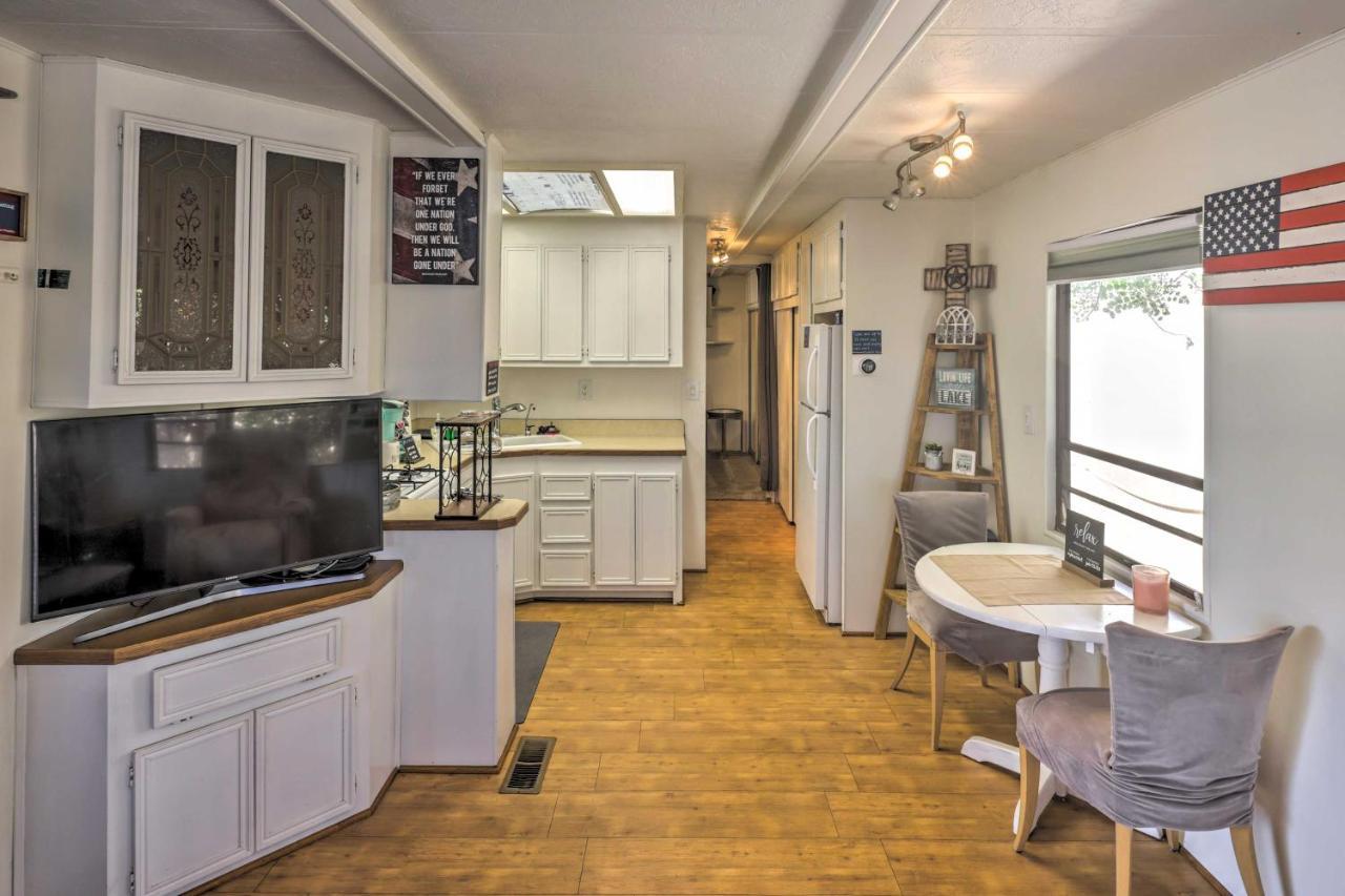Cozy Lake Havasu City Home With Dock And Beach Access! Esterno foto